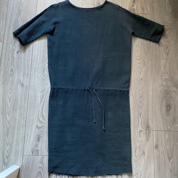 Black Crane Quilted Dress - Picture 2 of 10